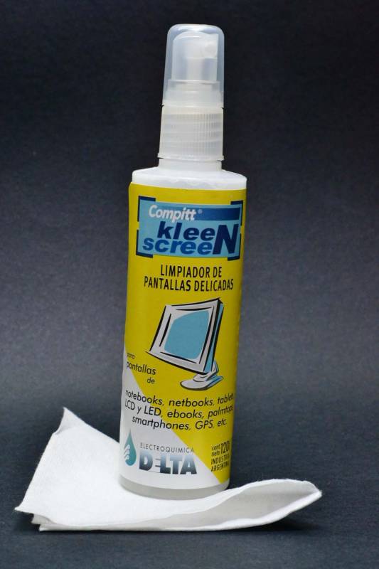 Q-Compitt-Kleen